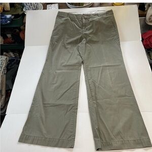 Vintage gap Y2K women’s size 14 regular green khaki pants wide leg straight